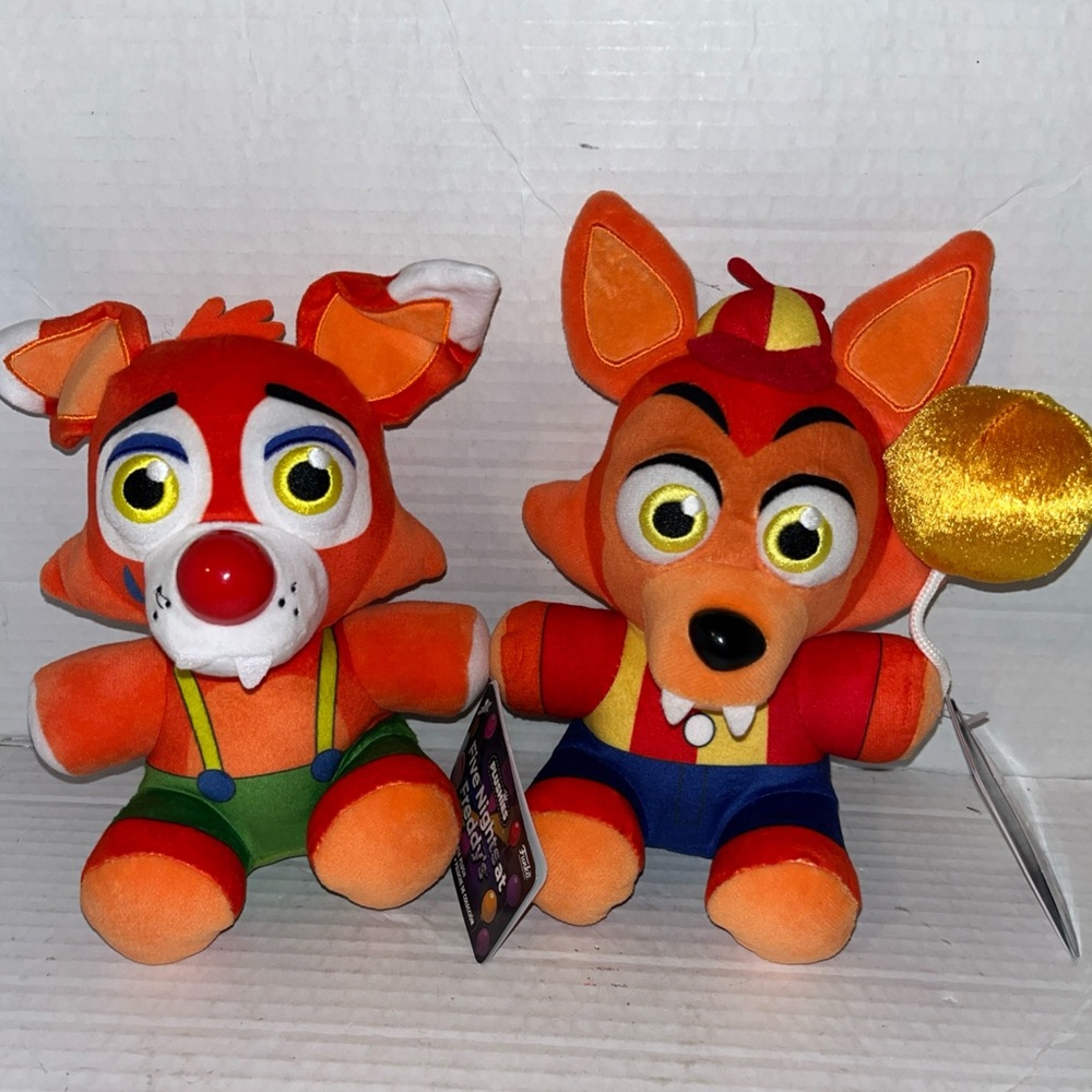 Lot 2 Funko Five Nights At Freddy's Balloon & Circus Foxy Plush FNAF NWT 7”